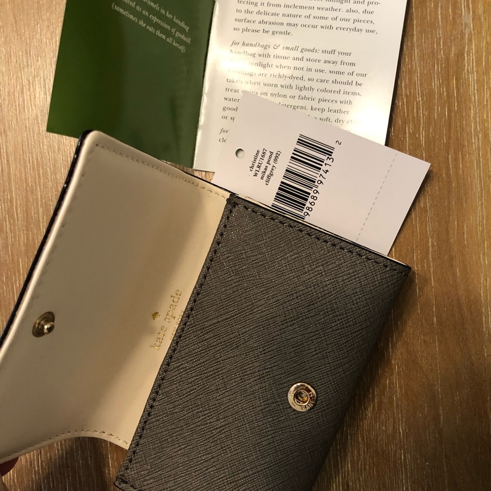 Kate spade wallet with tag